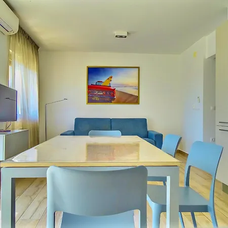 Casa Valovine- *