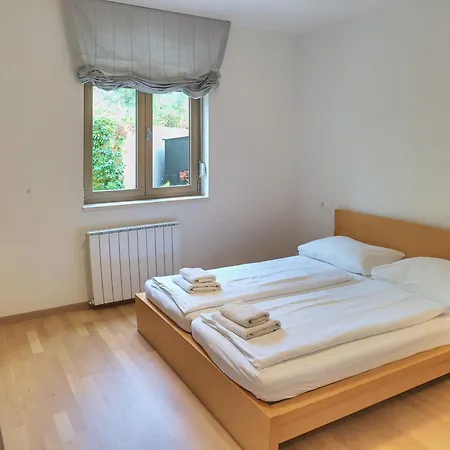公寓 Casa Valovine- Beach Apartment Pula *